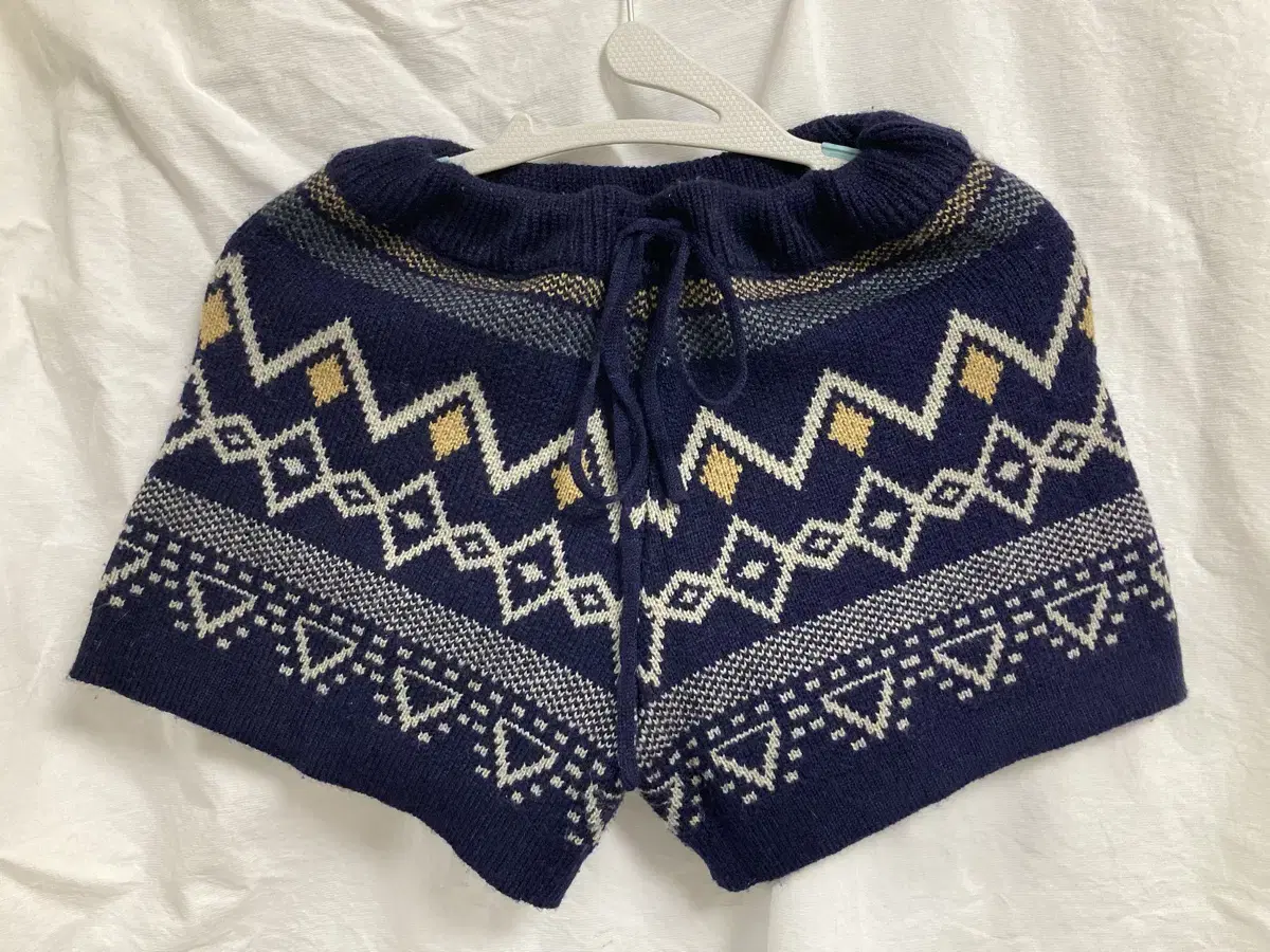 vintage knit short pants