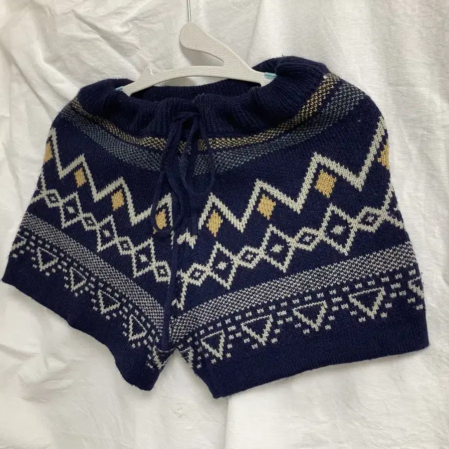 vintage knit short pants