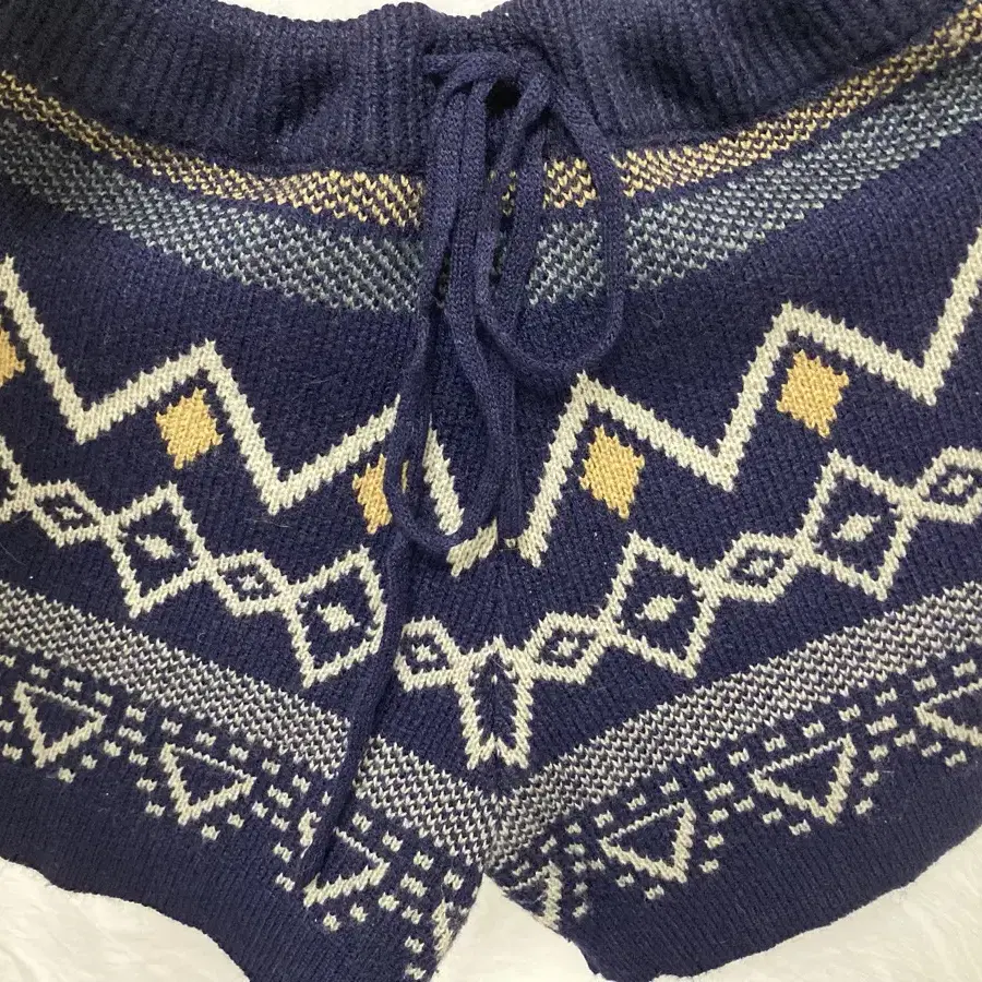 vintage knit short pants