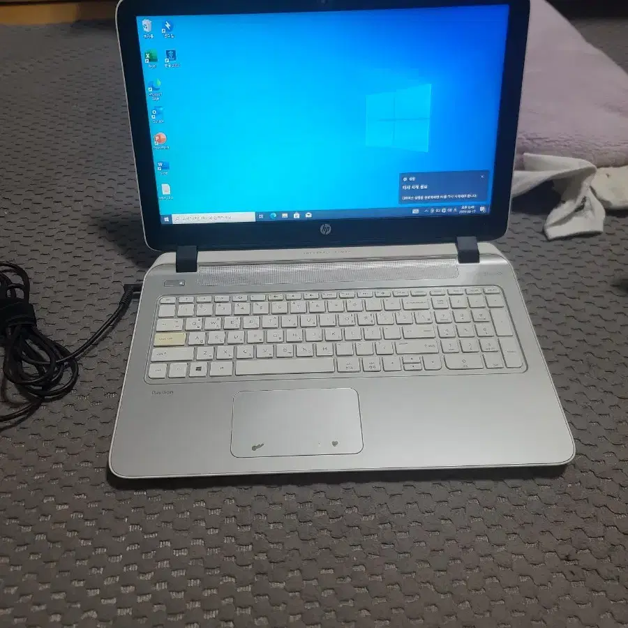 HP 노트북 i5-4210u 램8 SSD240