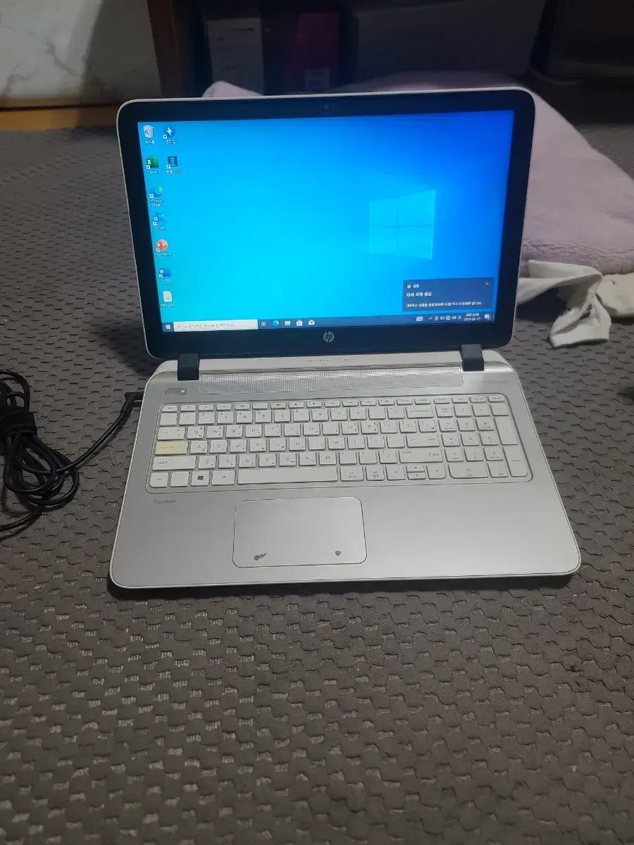 HP 노트북 i5-4210u 램8 SSD240