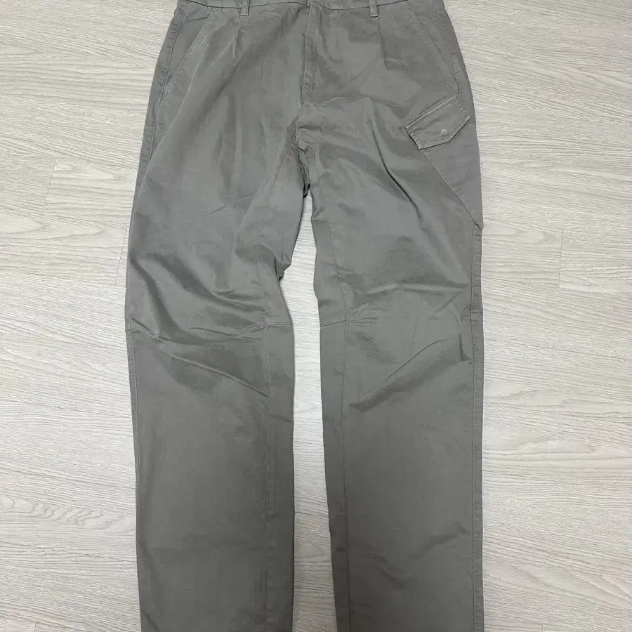 24fw cp company 치노팬츠 새제품