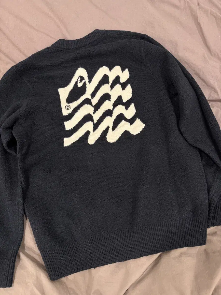 칼하트wip wavy state sweater 니트 XL