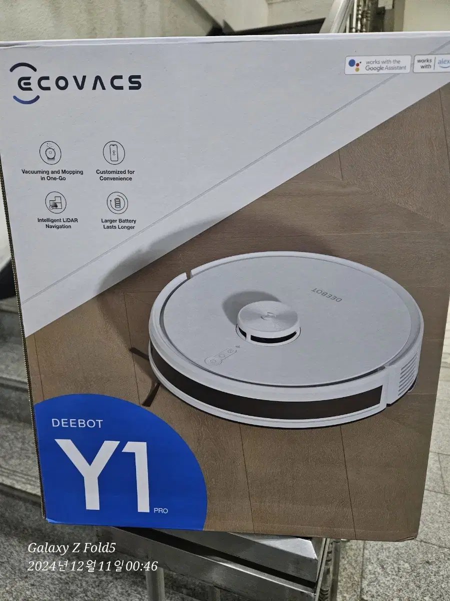 ECOVACS 디봇 Y1 프로 로봇 청소기 팝니다