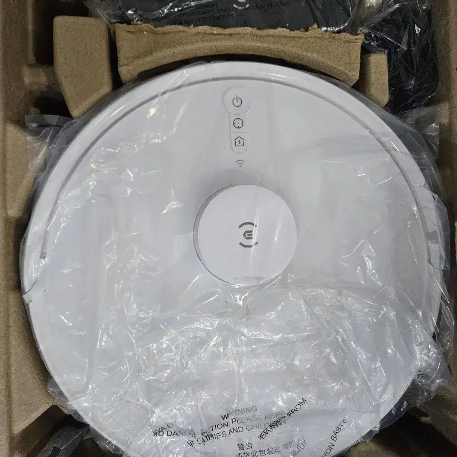 ECOVACS 디봇 Y1 프로 로봇 청소기 팝니다