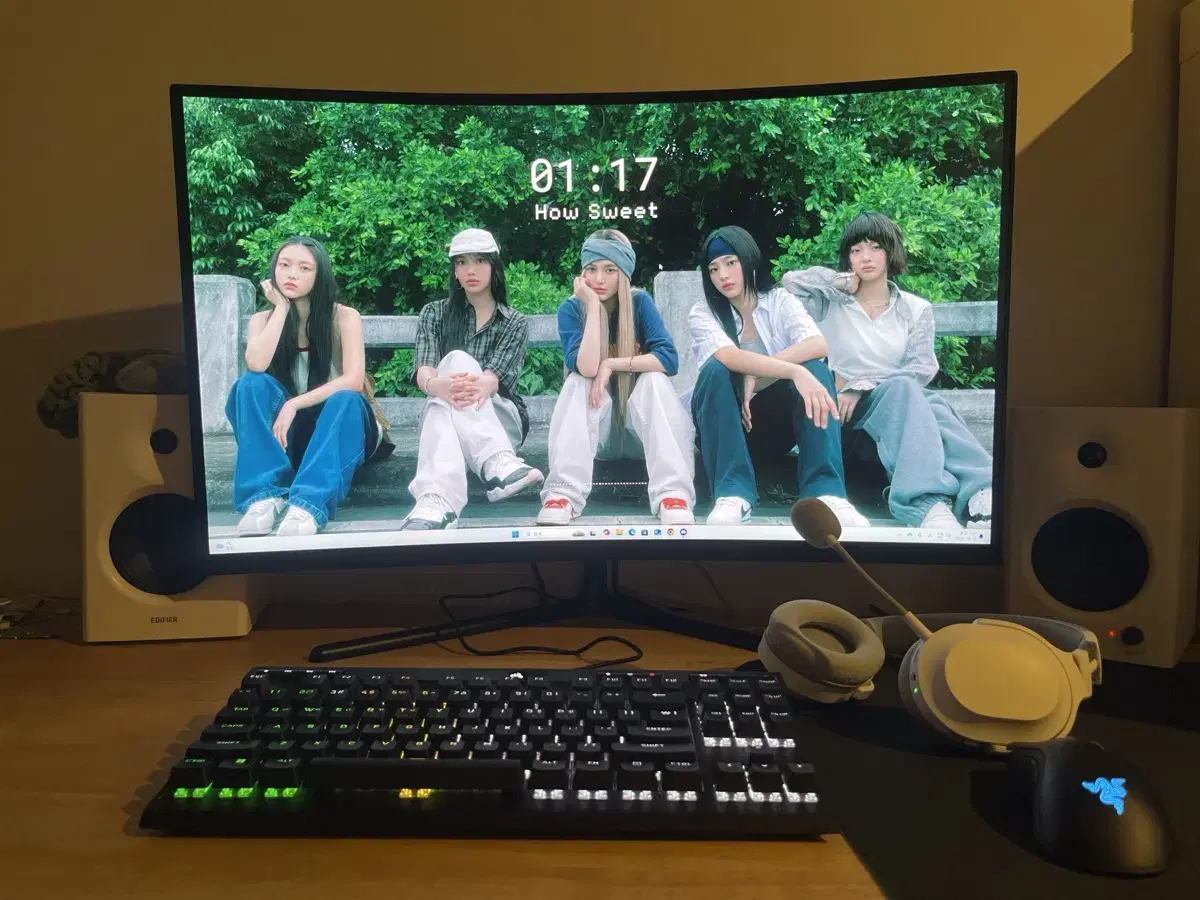 RTX4070super 240hz 32인치 모니터