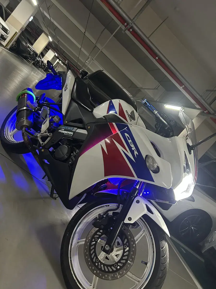 혼다 CBR125R