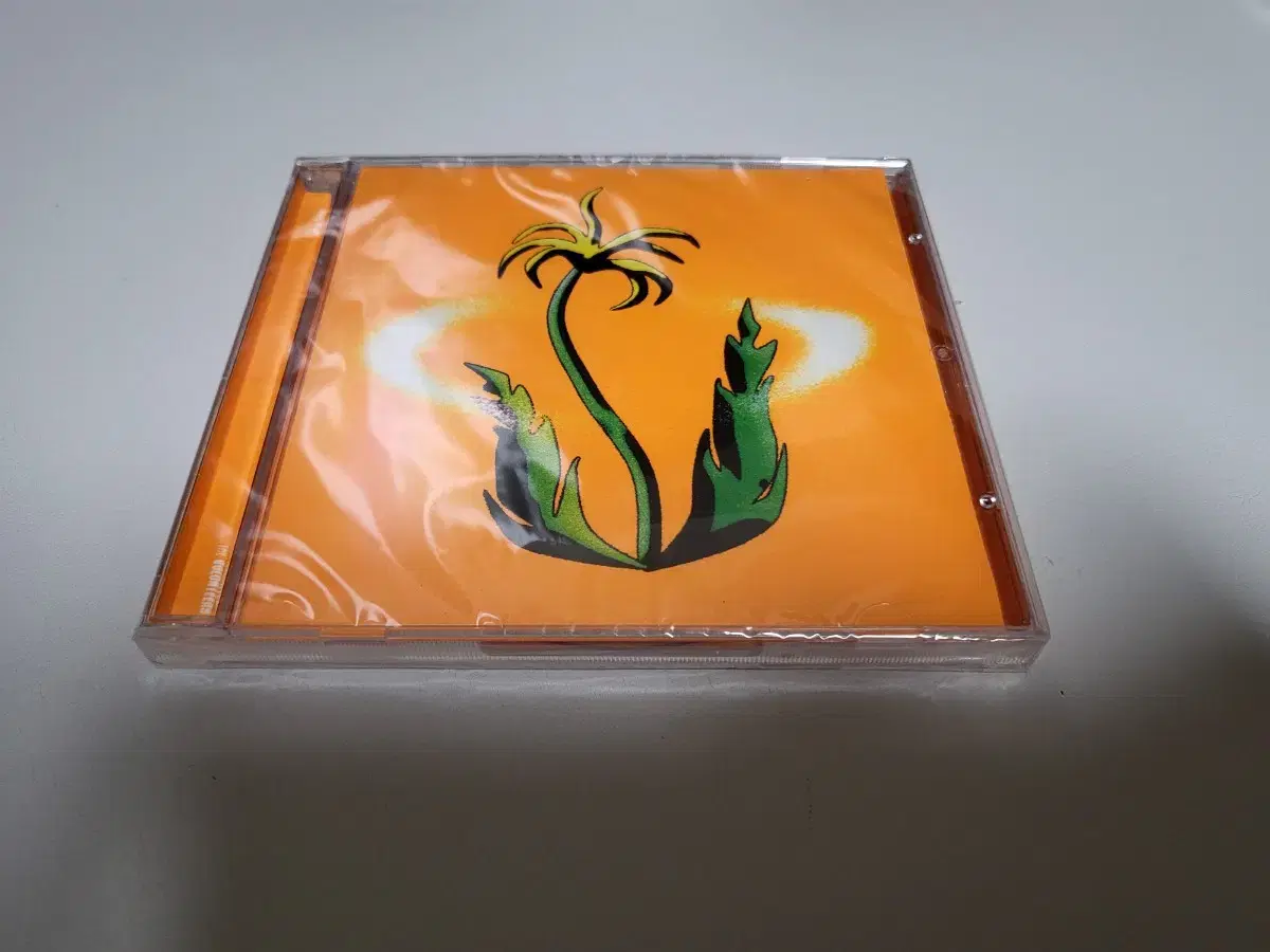 더 발룬티어스 new plant CD + 뱃지