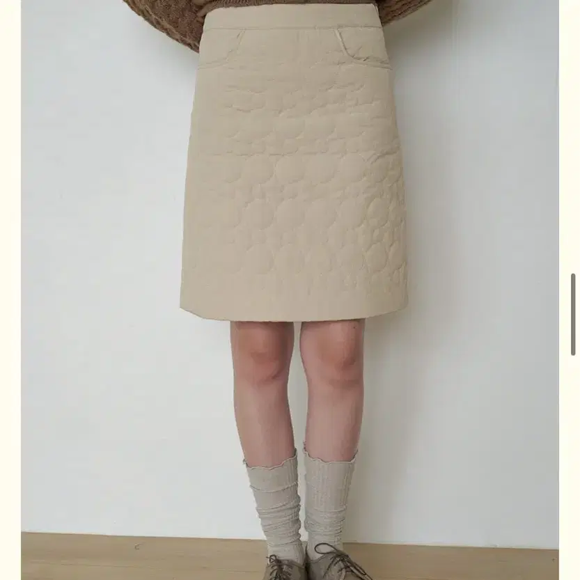 아우로 Ouro QUILTING SKIRT beige