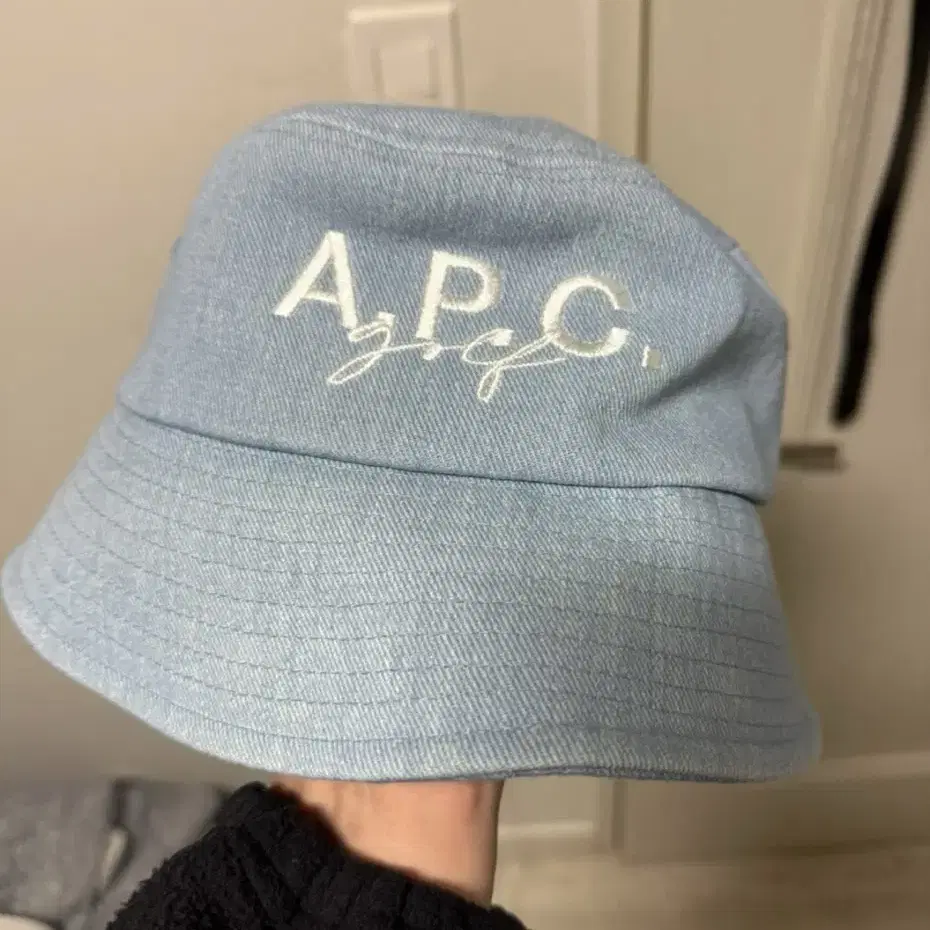 아페쎄 apc 골프 벙거지 스카이블루