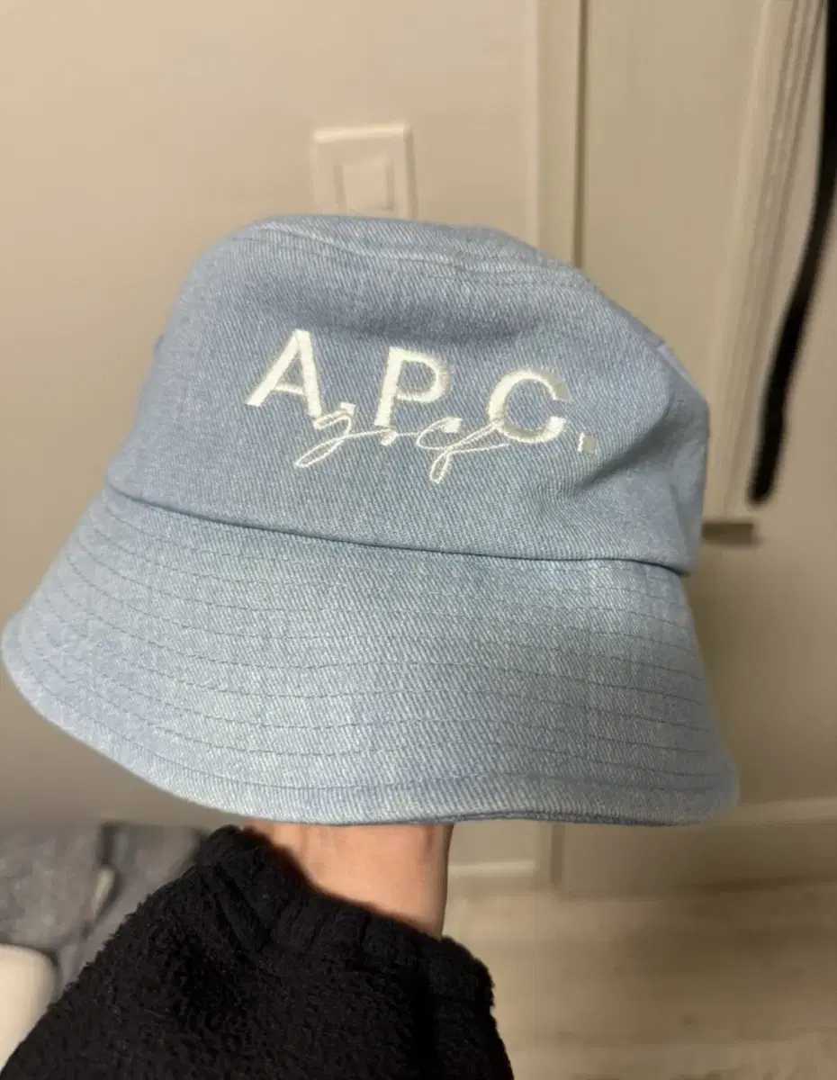 아페쎄 apc 골프 벙거지 스카이블루