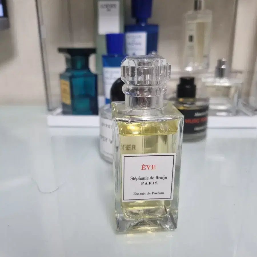 스테파니 브루진 이브(EVE) 향수 50ml 판매합니다