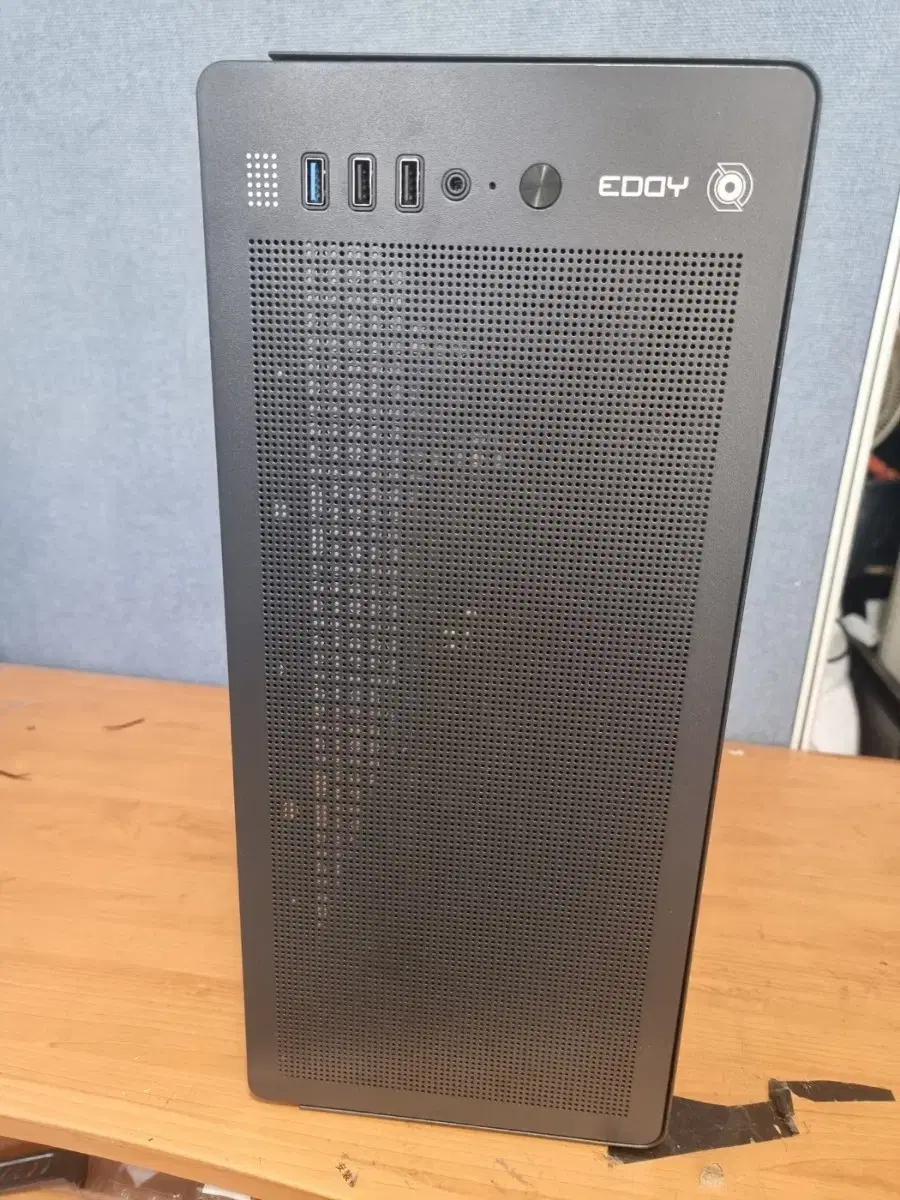 사무게임용 I7-7700 16 RX580 본체