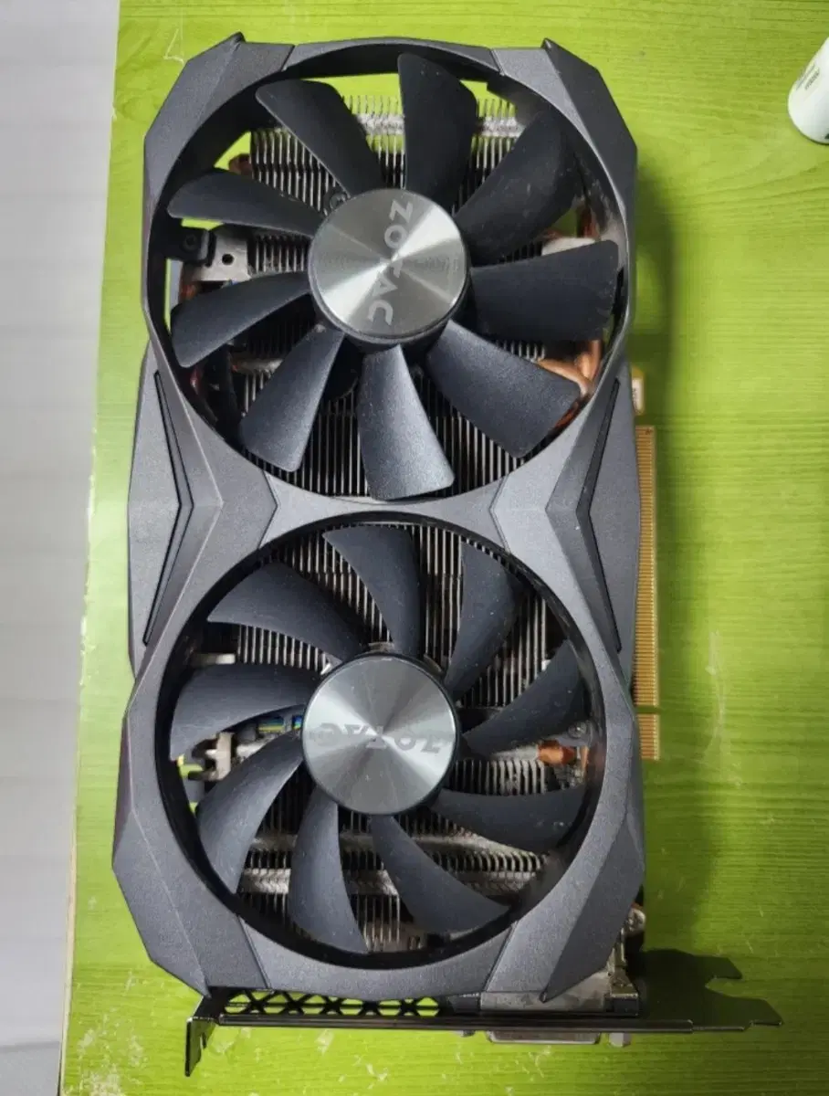 그래픽카드 GTX 1070 ti 8GB