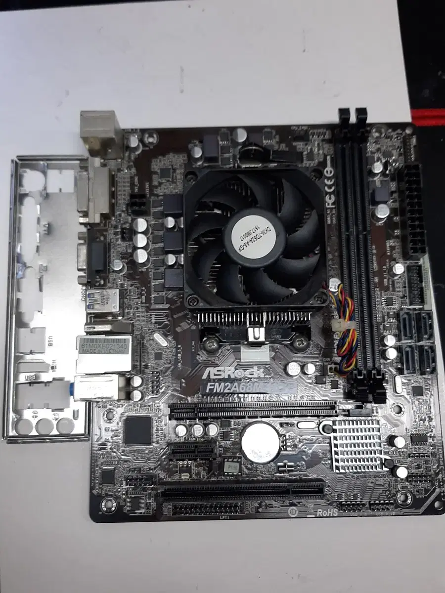 ASROCK FM2A68M-HD+ 메인보드+CPU