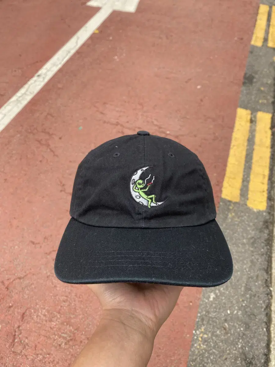 Alien Vintage Cap