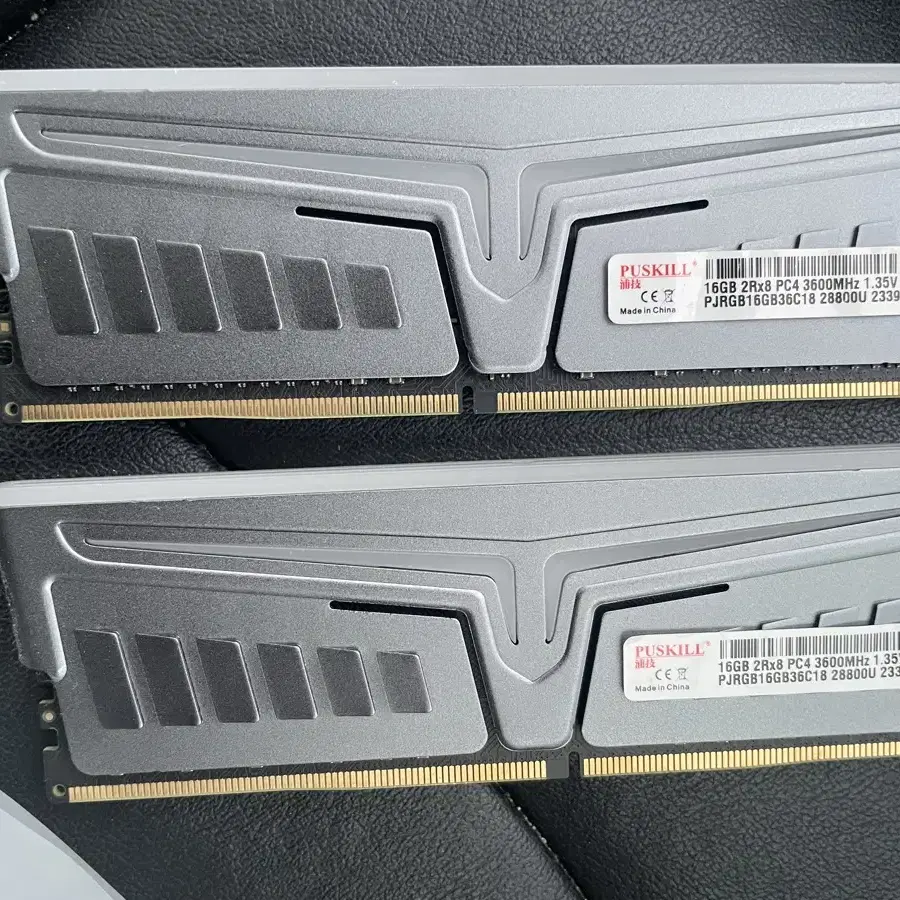 ddr4-3600 램 16기가 두개(총32gb)