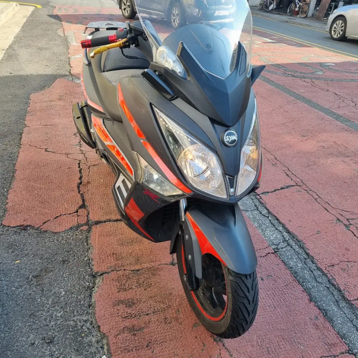 18년식 조이맥스R125cc 부산창원마산진해양울산 중고 오토바이 스쿠터