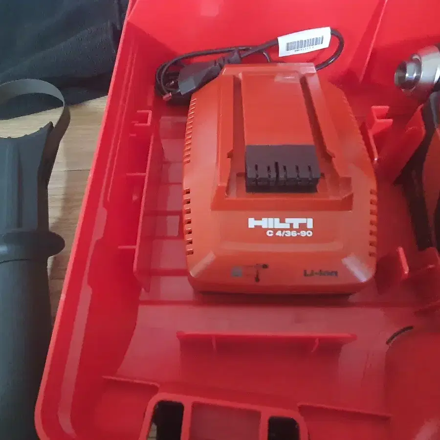 HILTI 충전햄머드릴 SFH22-A 21.6V-3.3Ah 2pack