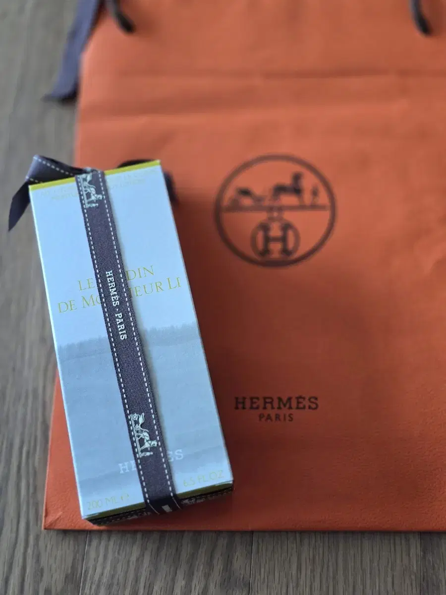 HERMES 르 자르뎅 드 무슈 리 모이스춰라이징 바디 로션 200ml