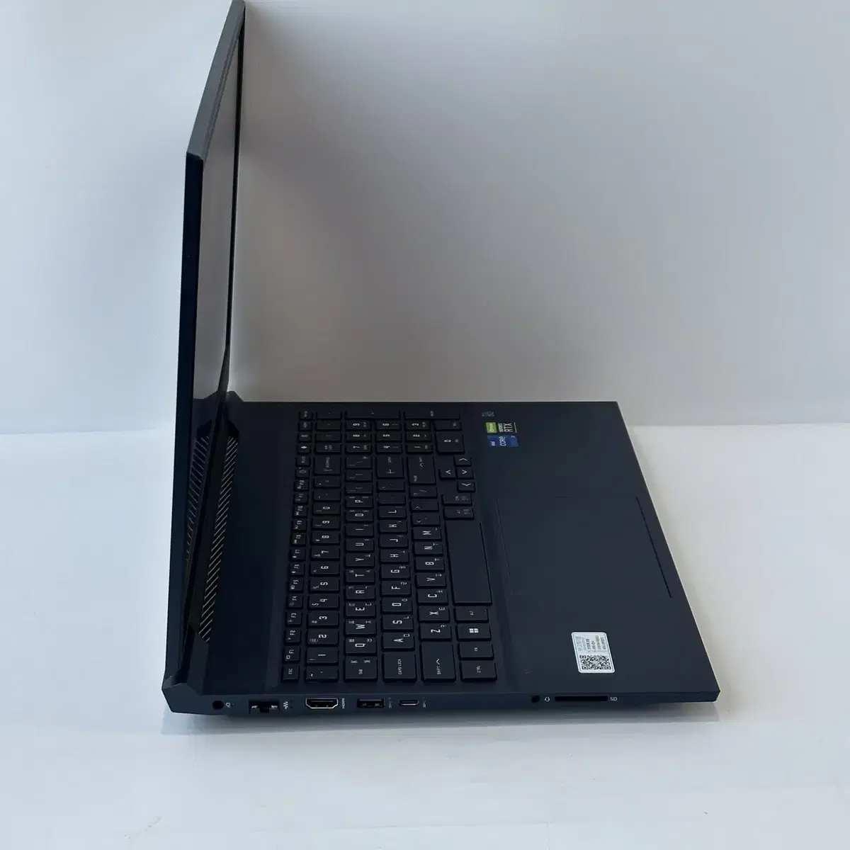 HP 빅터스 16-d1142TX I7 RTX3060 512G 게이밍노트북