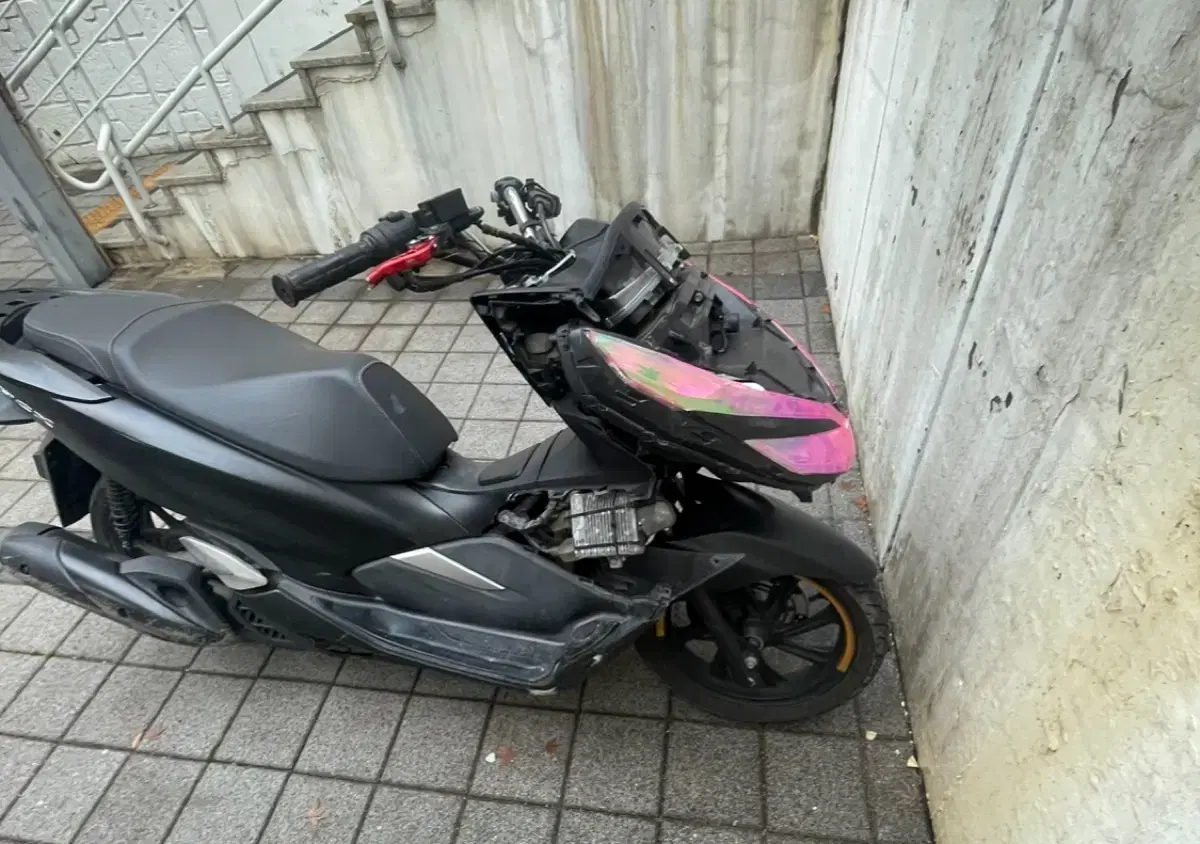 pcx125 19년식 사고차