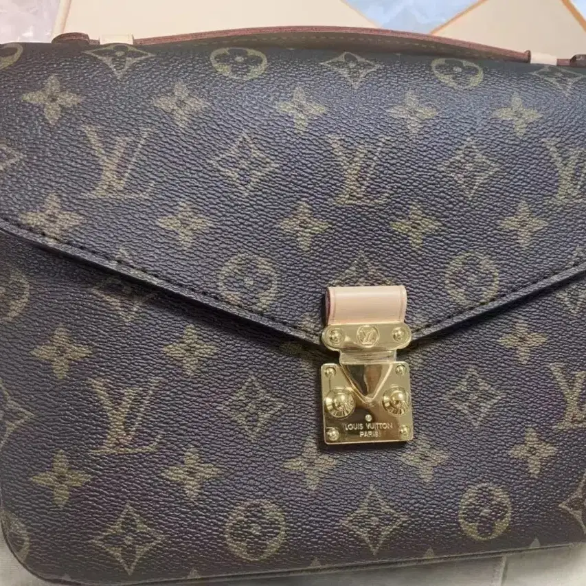 루이비통 Louis Vuitton 숄더백