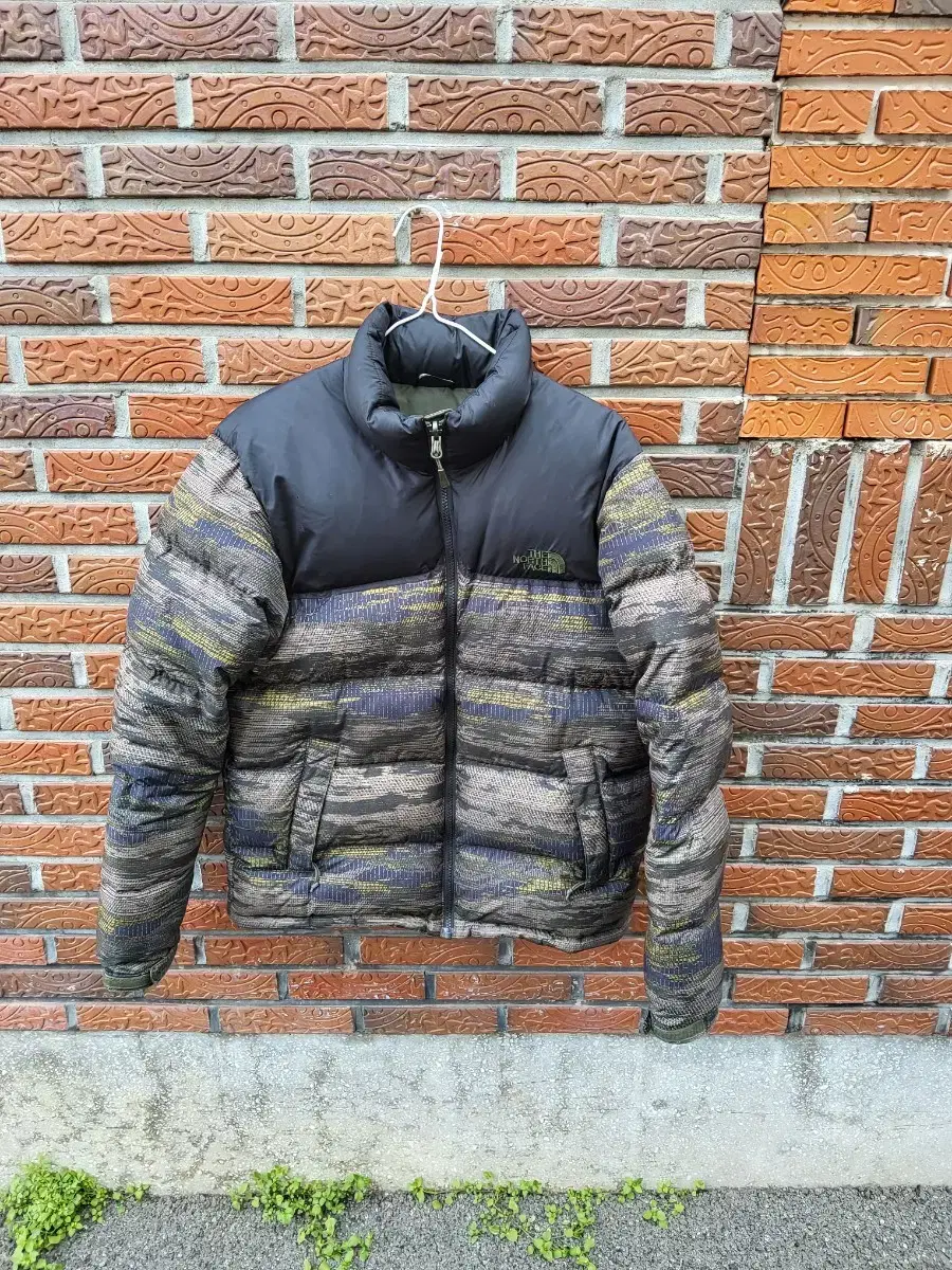 The North Face Knopsie Puffer Jacket Outerwear