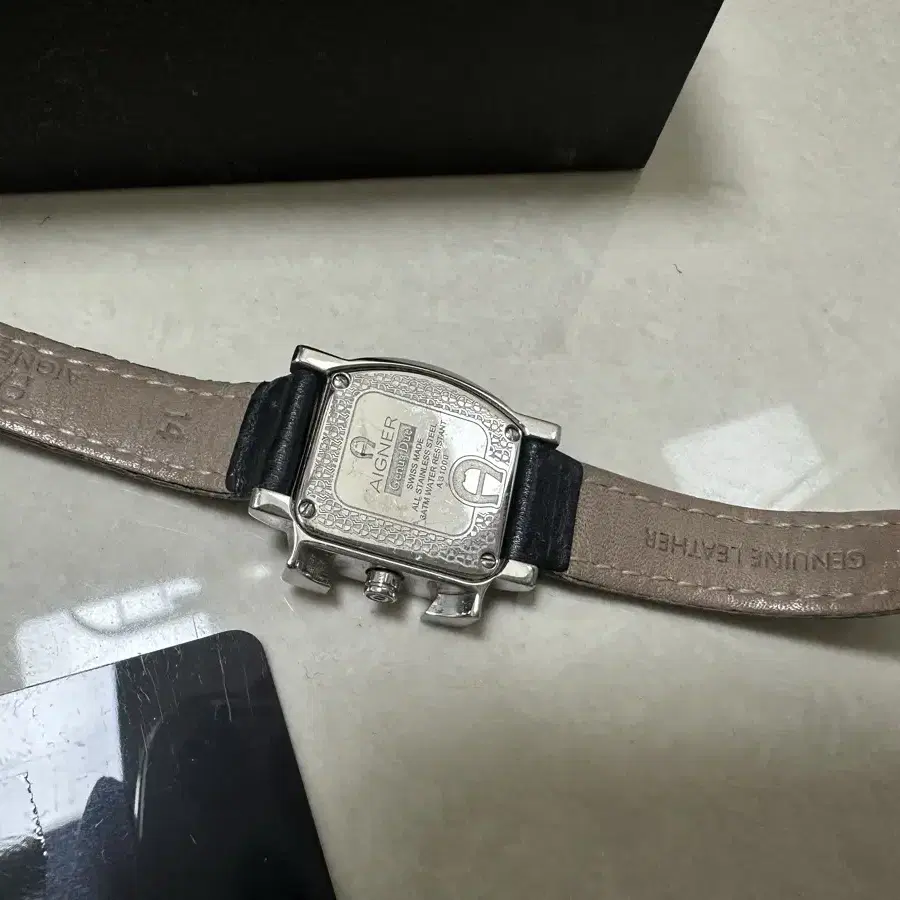 [AIGNER] 아이그너 여성용 메탈시계 A31229