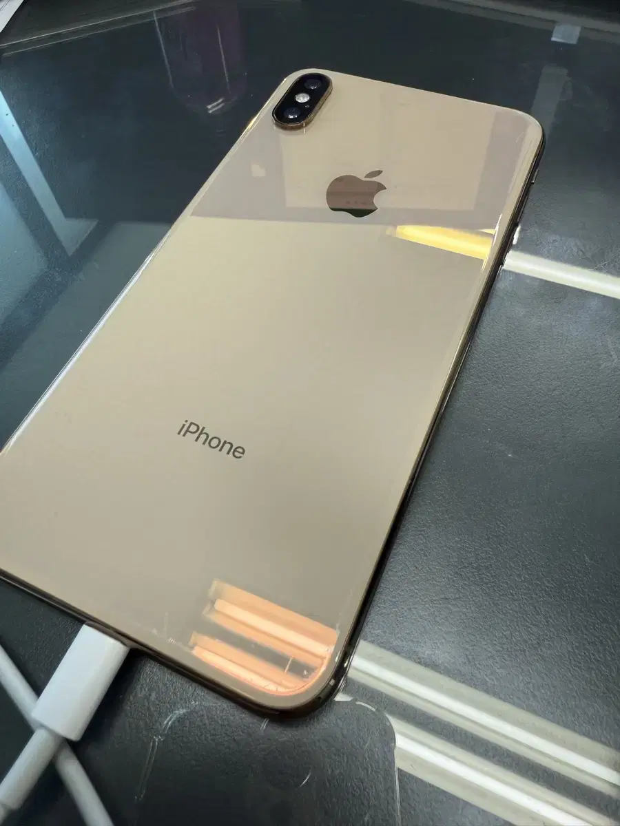 아이폰 Xs MAX 256 박스 있음