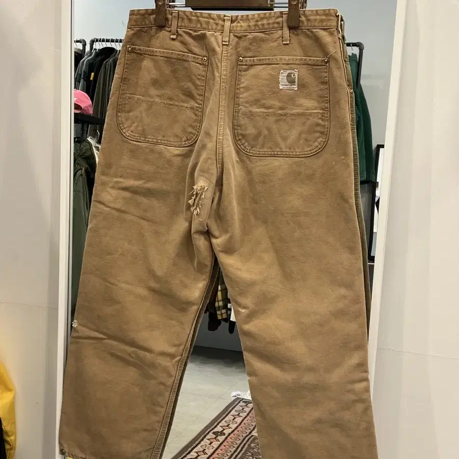 70s Carhartt 칼하트 던가리핏 싱글니 퀄티드 워크 팬츠 (32)