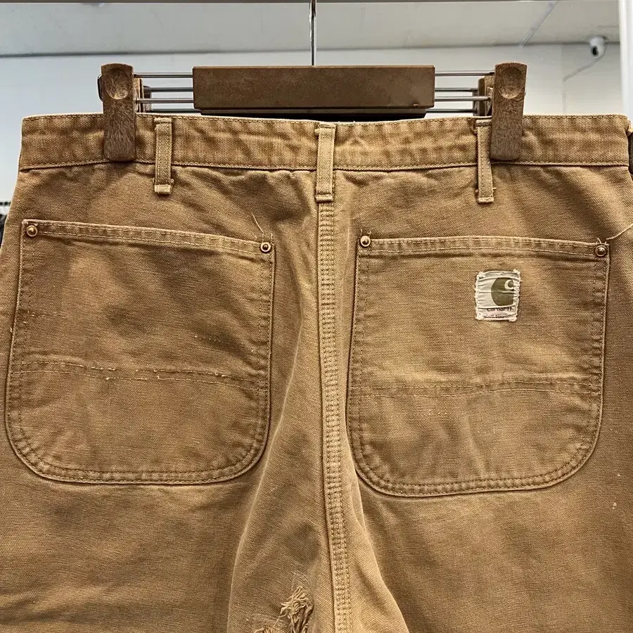 70s Carhartt 칼하트 던가리핏 싱글니 퀄티드 워크 팬츠 (32)