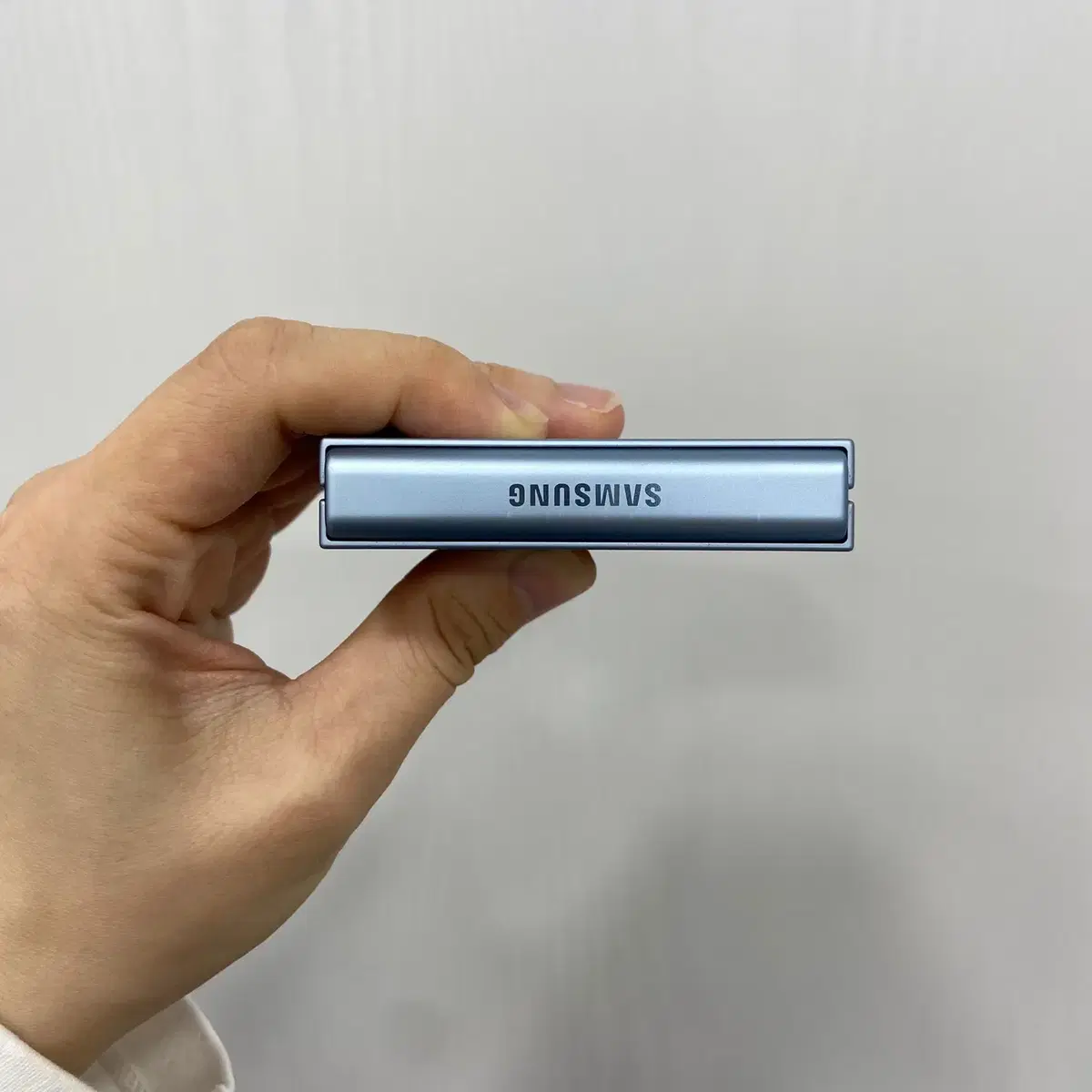 갤럭시Z플립6 블루 256GB S급 부산 중고폰 팝니다 55003