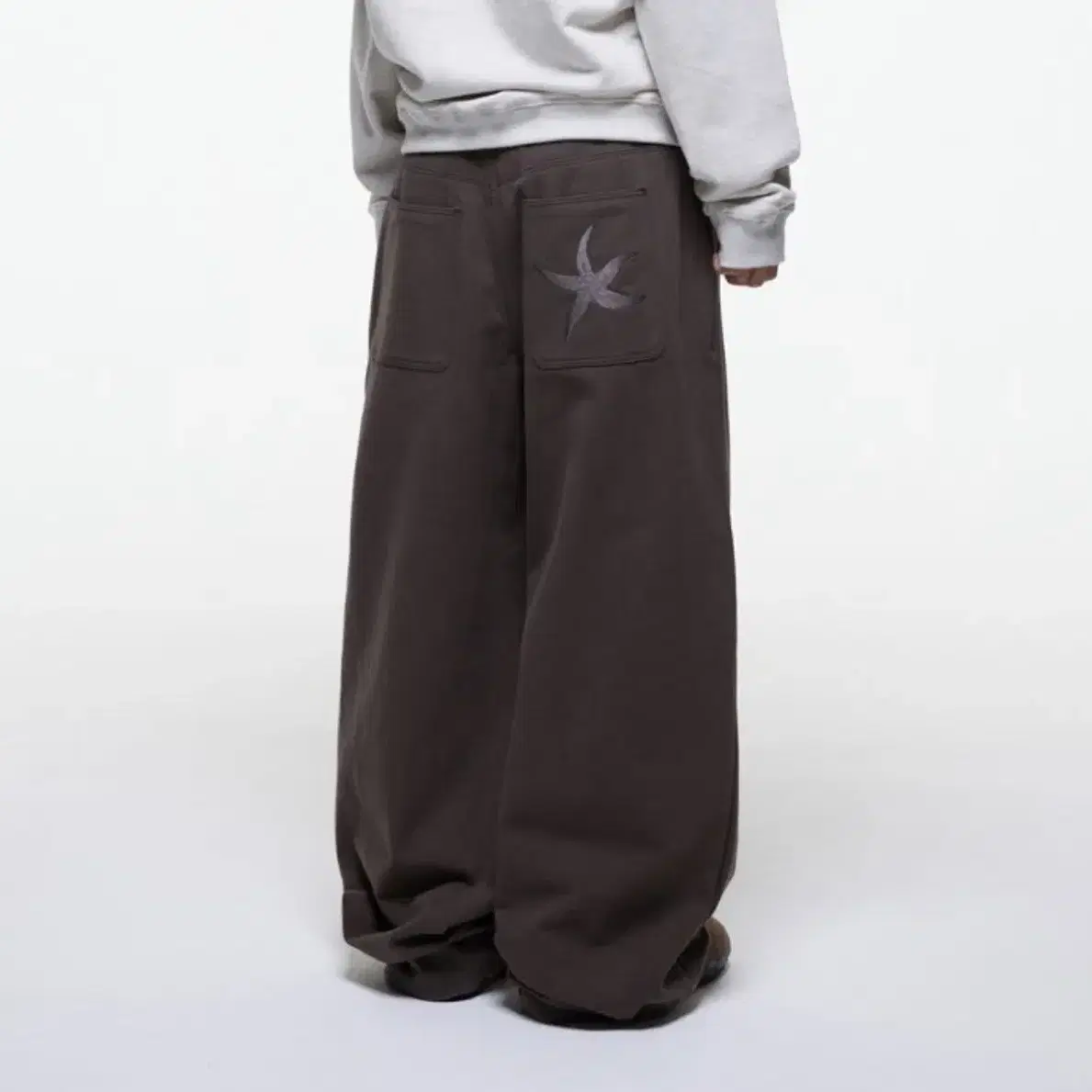 더콜디스트모먼트 TCM starfish chino pants (m)