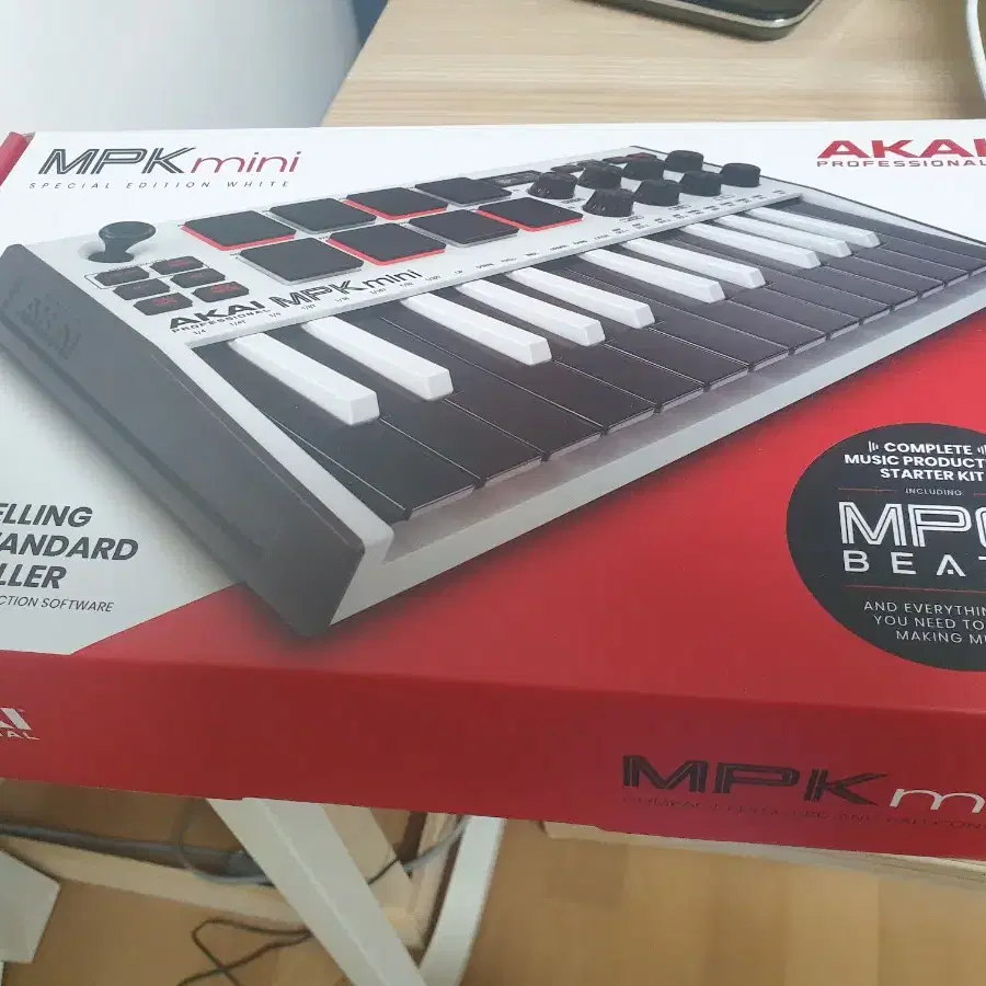 akai mpk mini mk3 흑백 마스터키보드