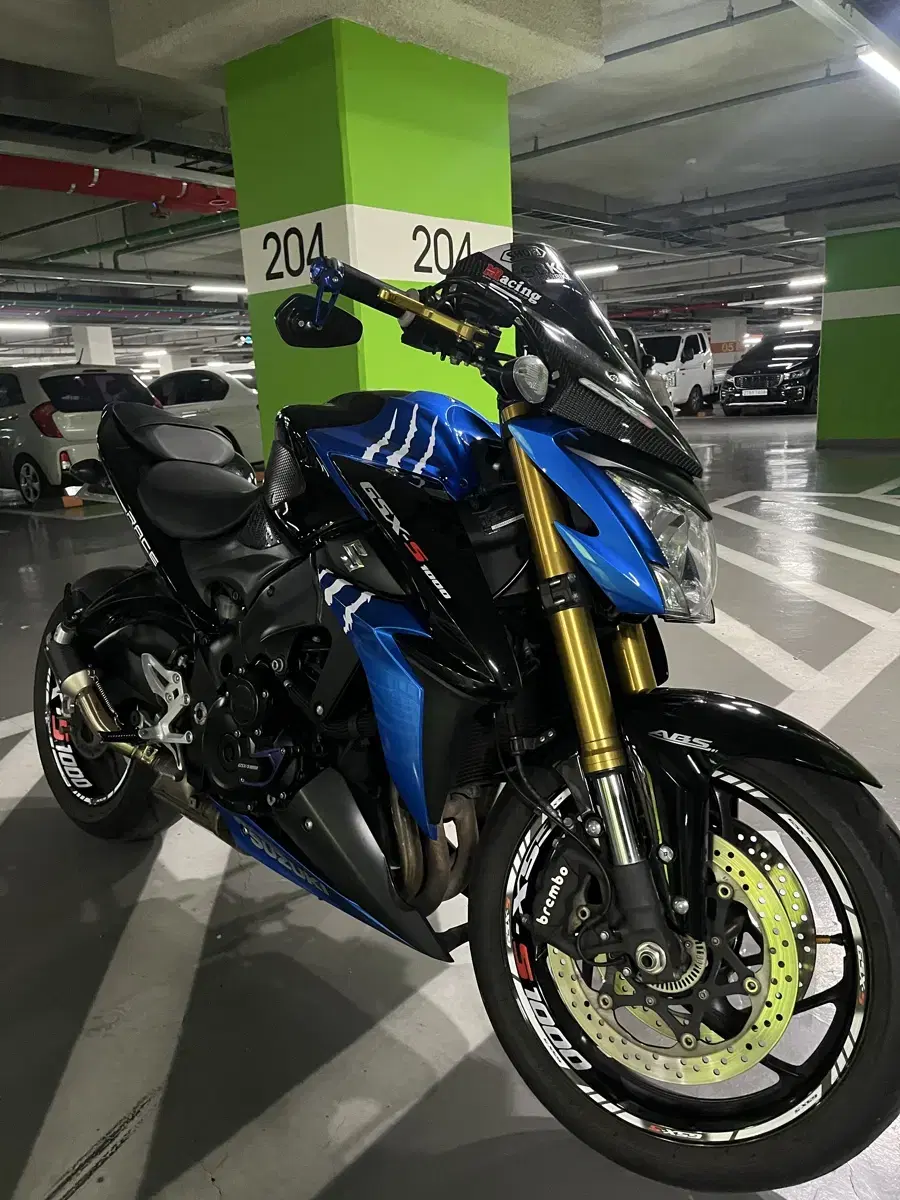 SUZUKI GSX-S1000 팝니다