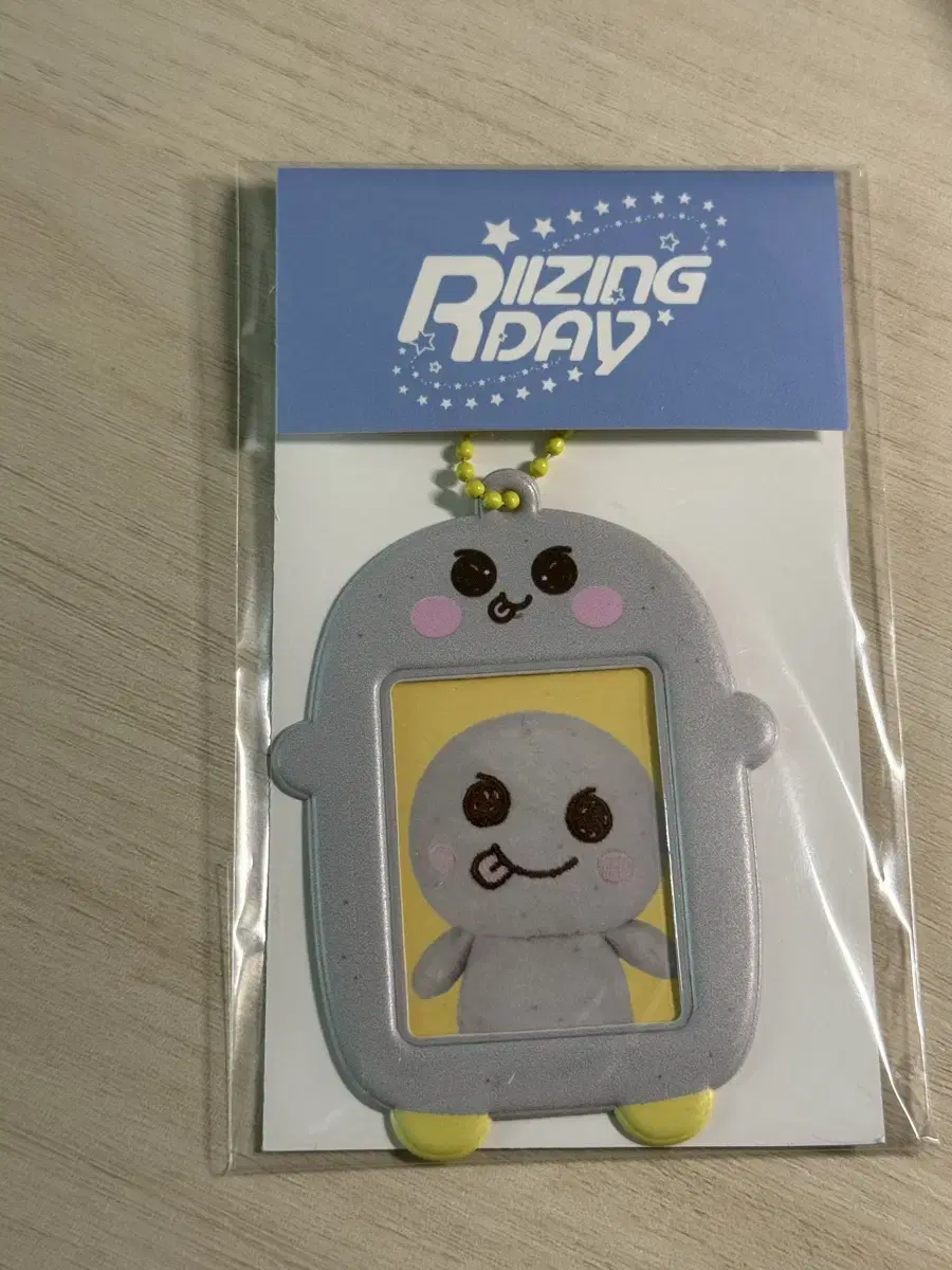 Eunseok ID photocard Holder keyring sealed Half-priced Delivery