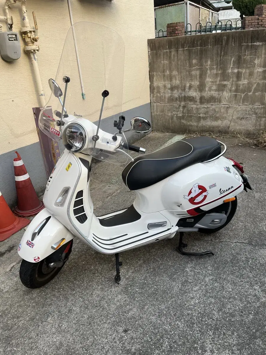 베스파 GTS125 2019 ABS