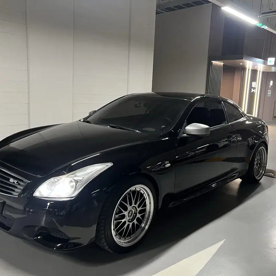 인피티니 G37 컨버터블 오픈카