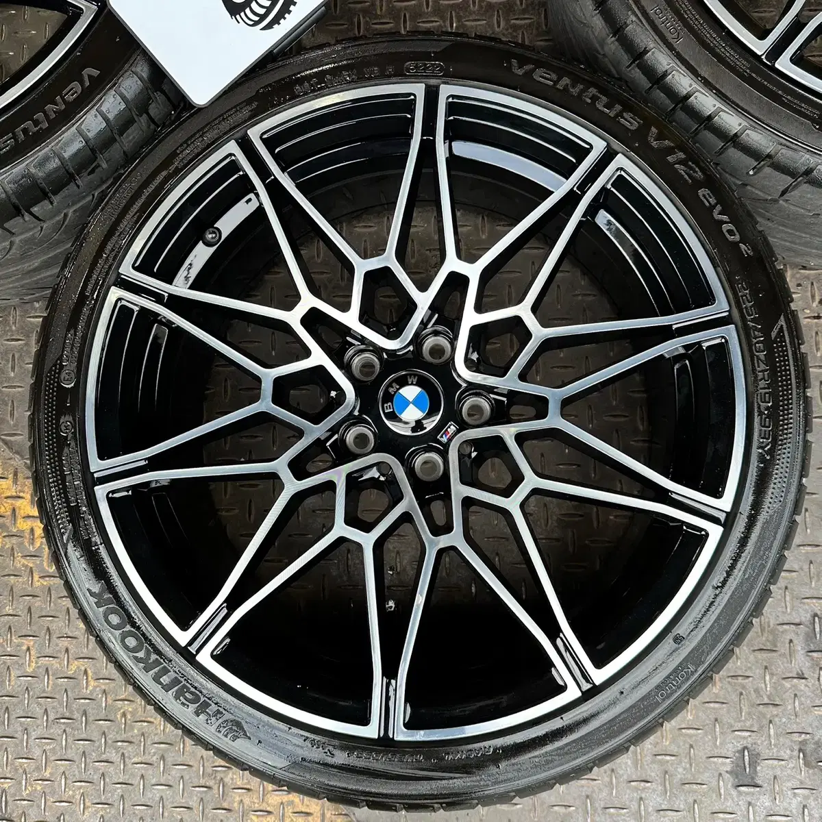 19인치 BMW G80 M3 826M st 블랙폴리쉬 신품휠 중타 조합