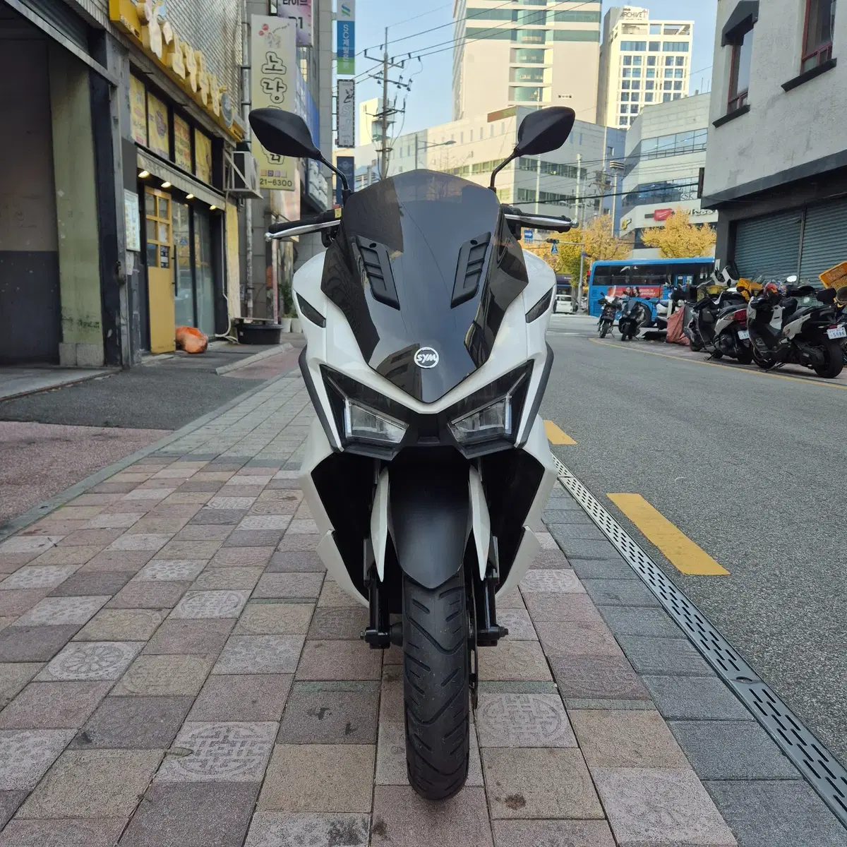 부산 센터판 S급 SYM VSX125 판매합니다.