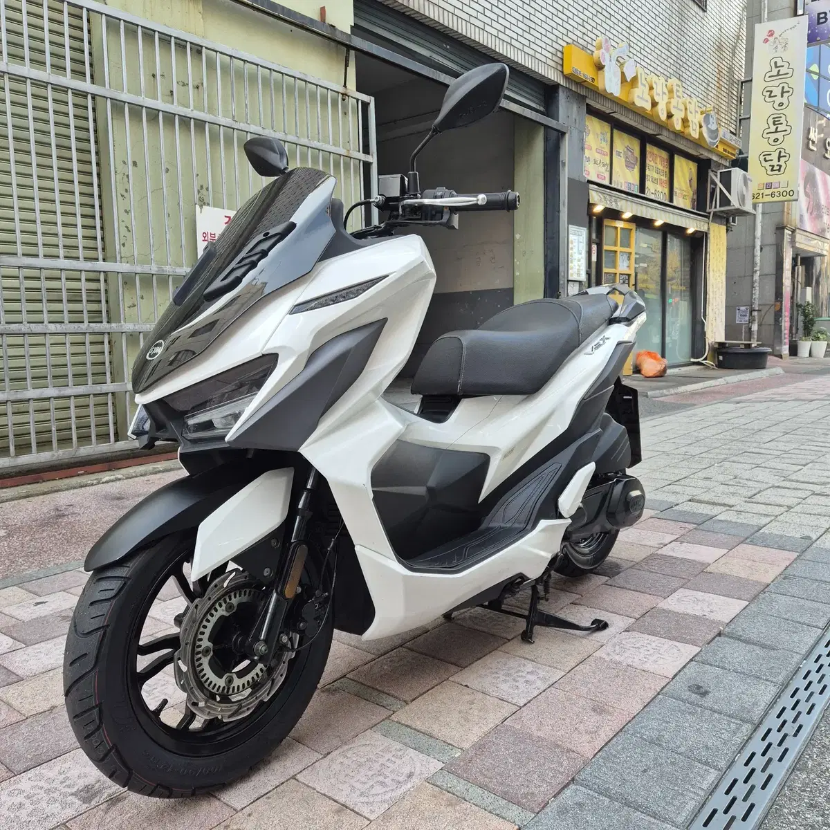 부산 센터판 S급 SYM VSX125 판매합니다.