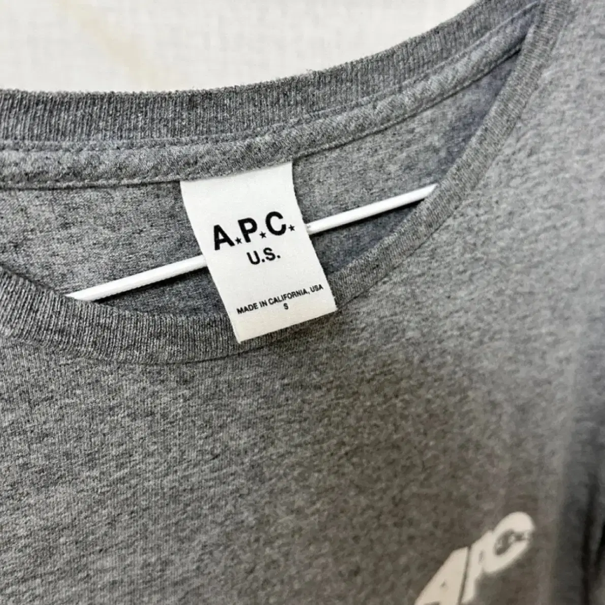 A.P.C. 반팔티