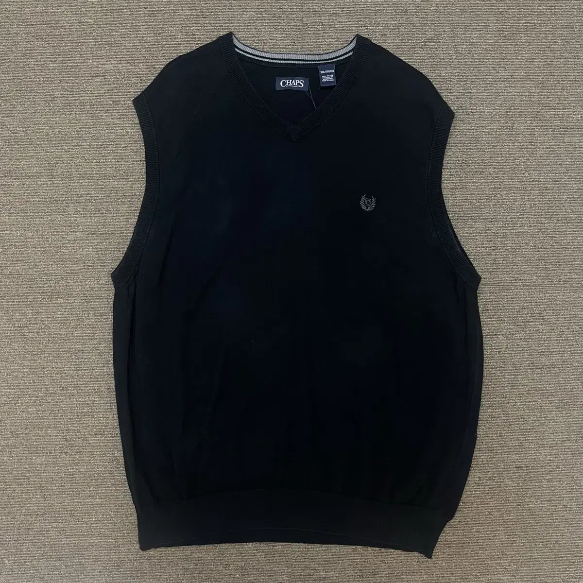 (XXL) CHAPS V-neck vest knit