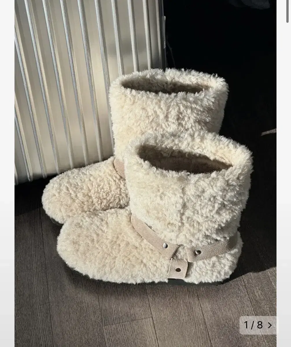 다이닛 deinet 퍼부츠 베이지 POM POM FUR BOOTS