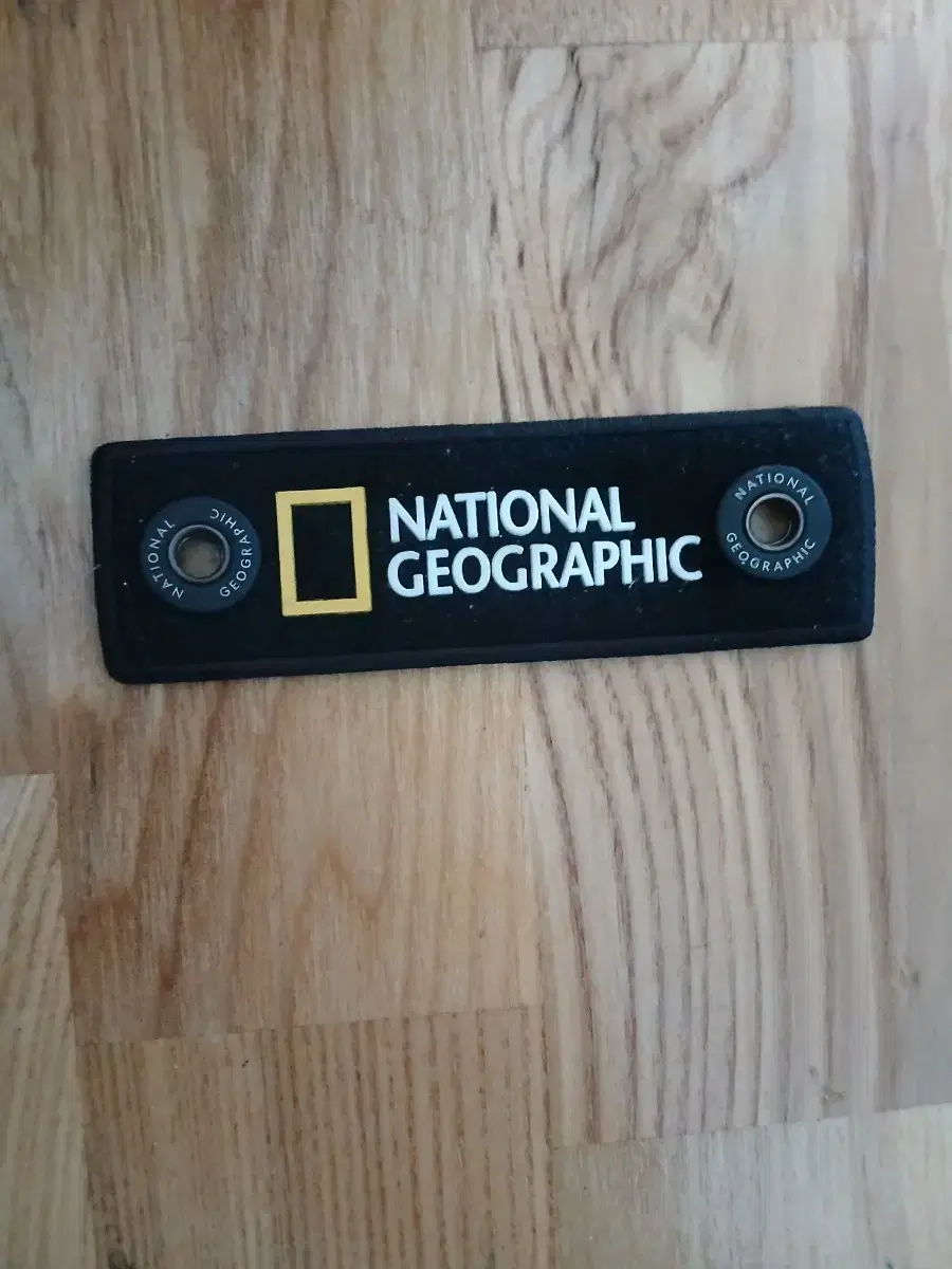 찐 NATIONAL GEOGRAPHIC 팔아요.