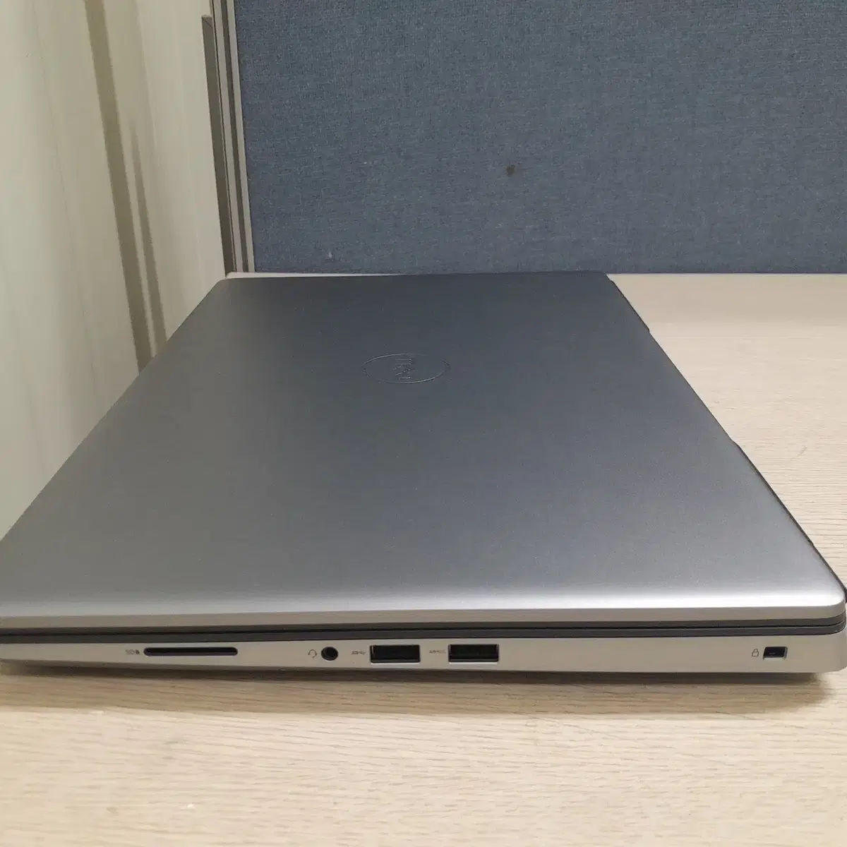 Dell Precision 7550 판매 합니다.