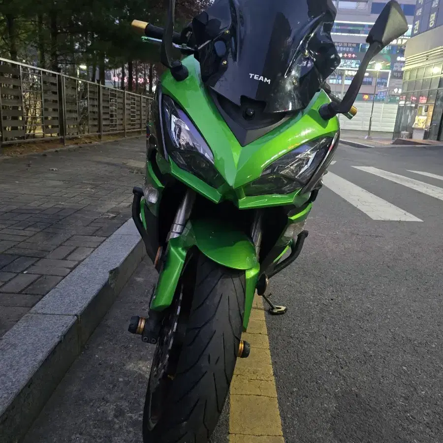 가와사끼 z1000sx [지숙이] 풀배기