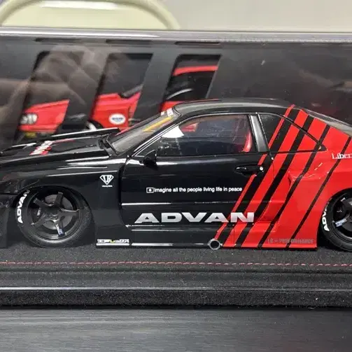 1/18 이노18 INNO18 LBWK 슈퍼실루엣 advan