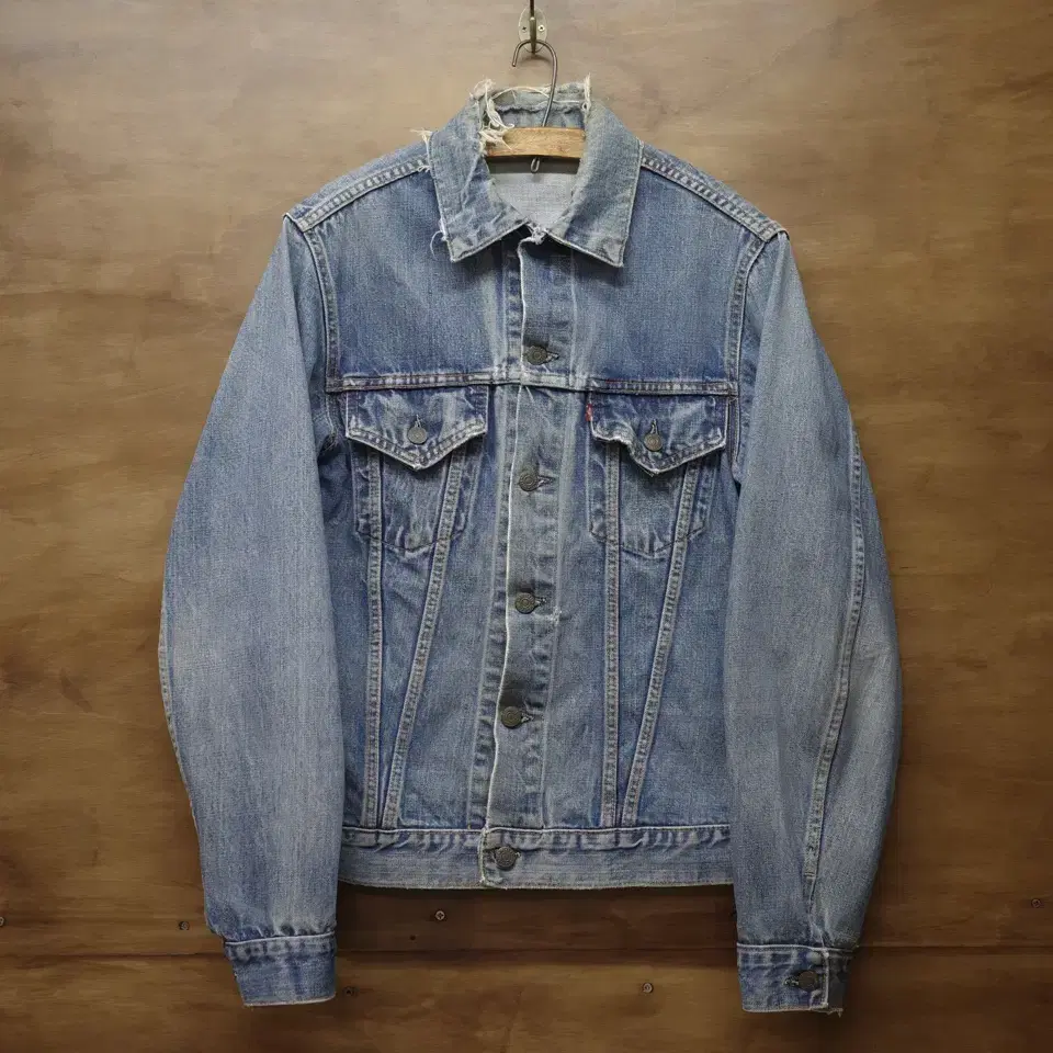 70s levis 3rd Distressed Denim Jacket